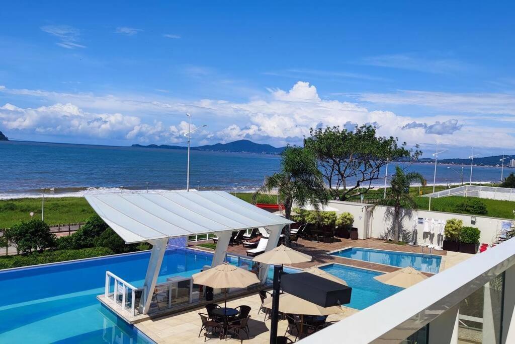 Bali Beach Home Club Rogga Beira Mar - Balneario ปิซาร์รัส ภายนอก รูปภาพ